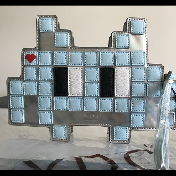 NWT LYDC LONDON ALIEN/PAC MAN CROSSBODY BAG - Picture 3 of 8